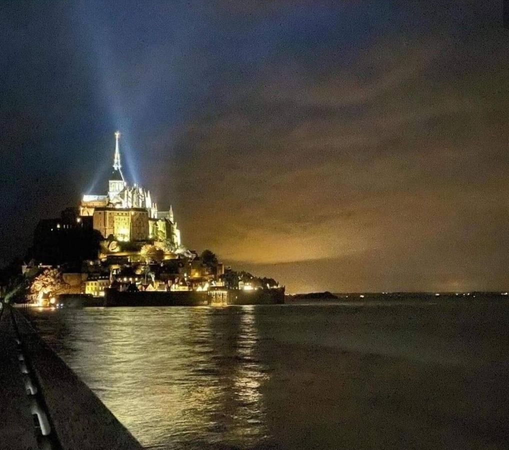 뽕또흑송 Le Petit Nid Du Mont Saint Michel 아파트 외부 사진